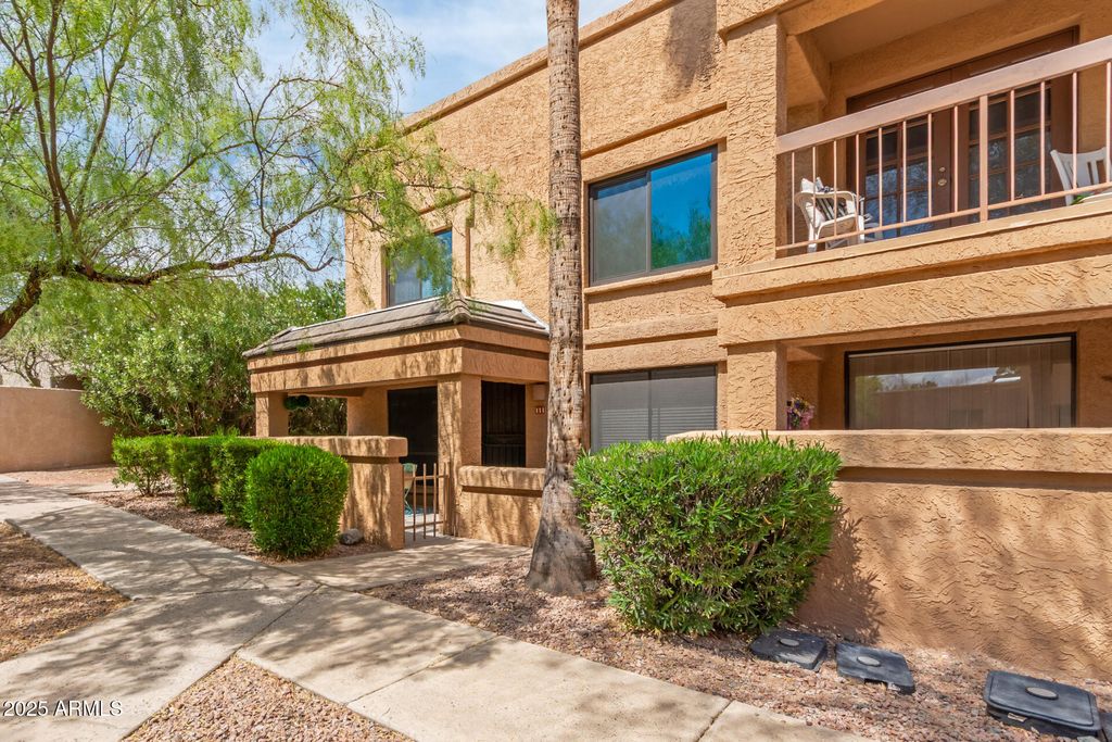 Photo of 14849 N Kings Way #111, Fountain Hills, AZ 85268 (MLS # 6922496)