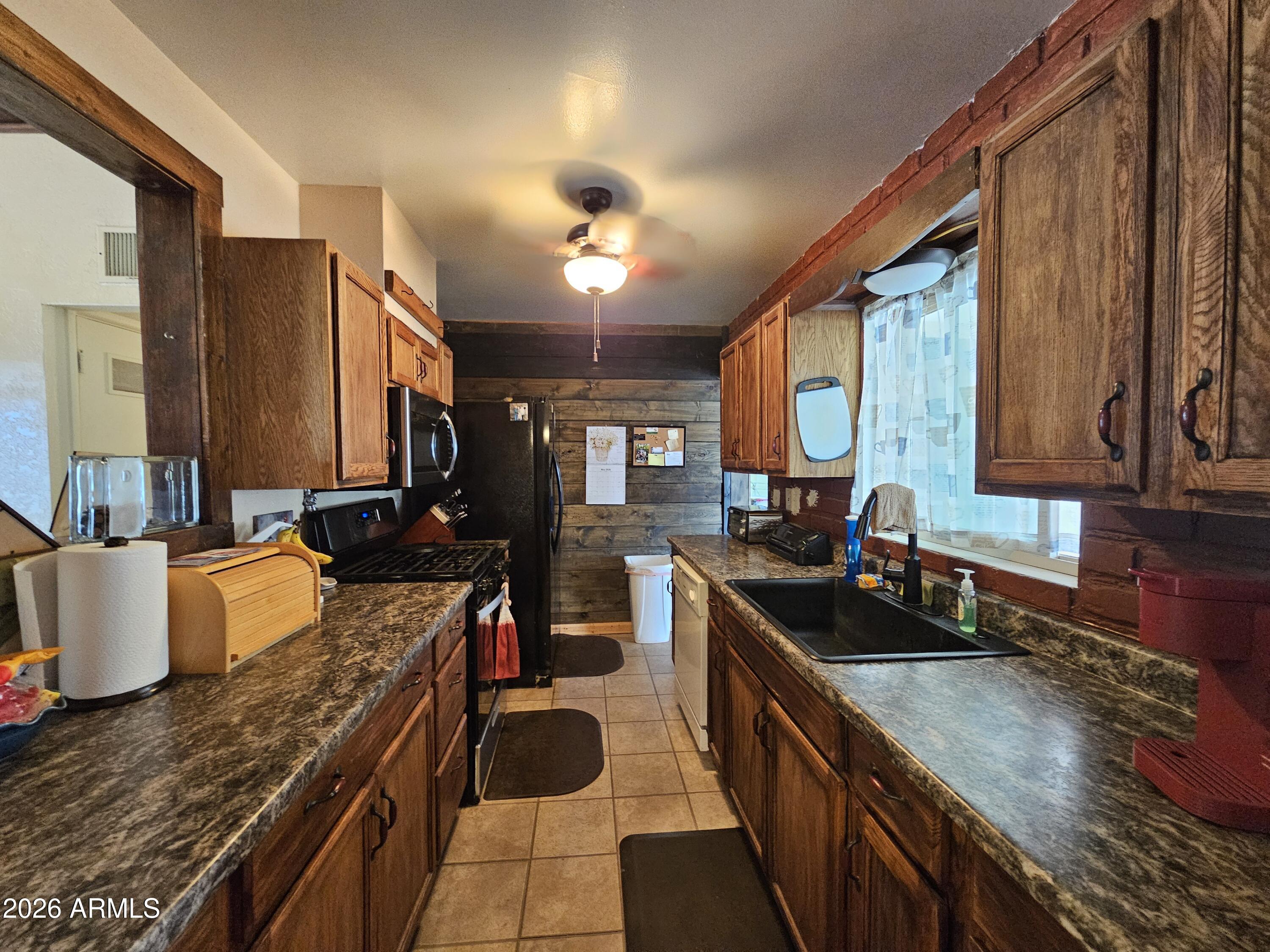 BOOTHILL SUB - Residential