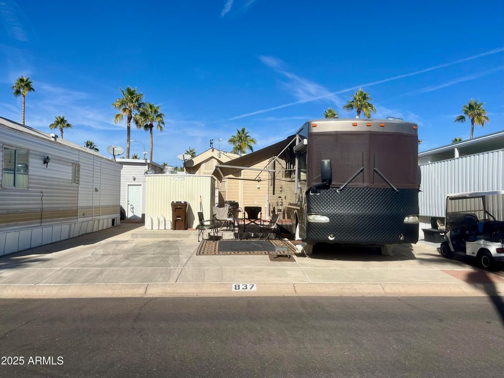 Photo of 837 Aquamarine Drive #837, Apache Junction, AZ 85119 (MLS # 6818121)