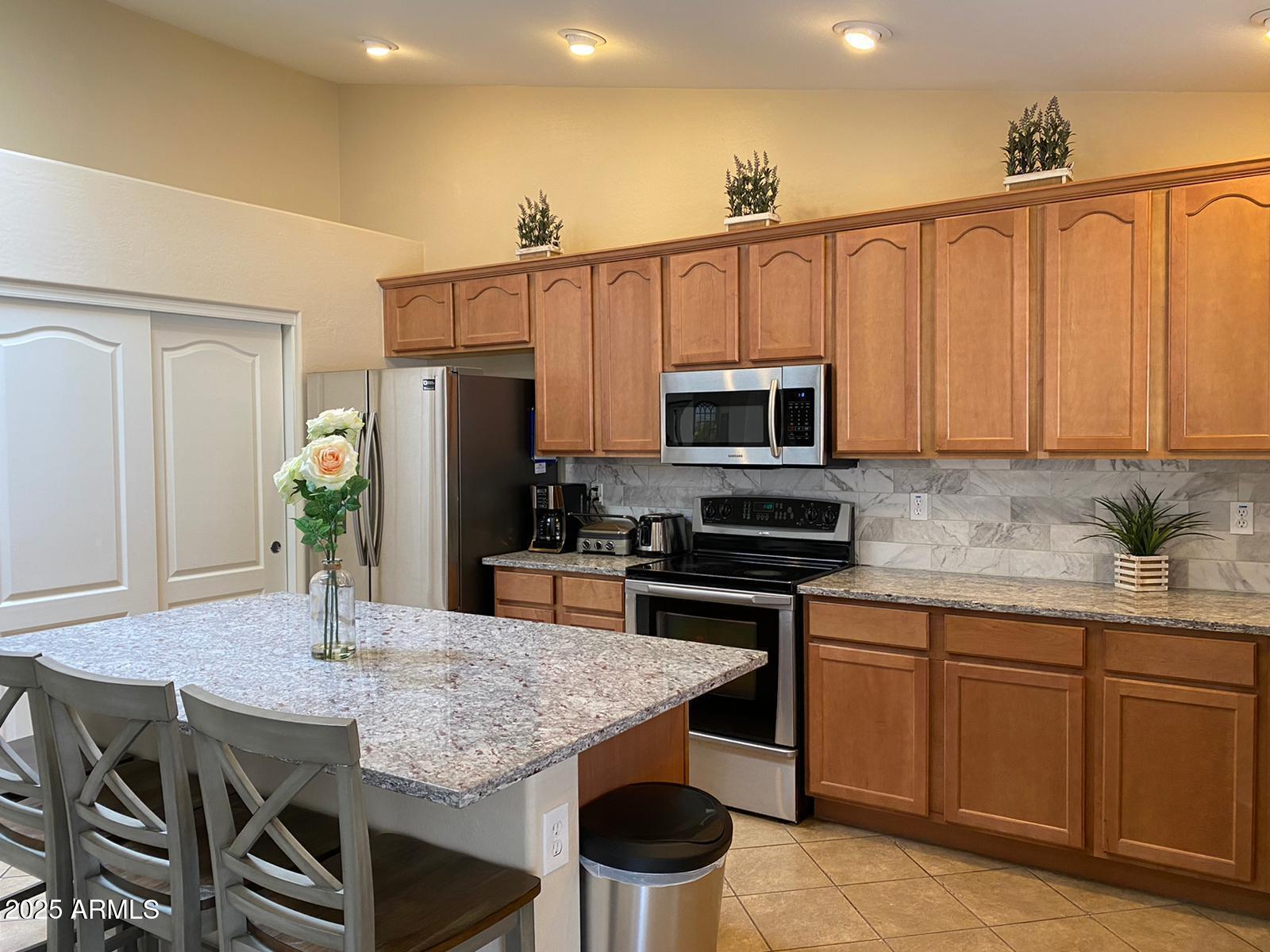 23026 W GARDENIA Drive