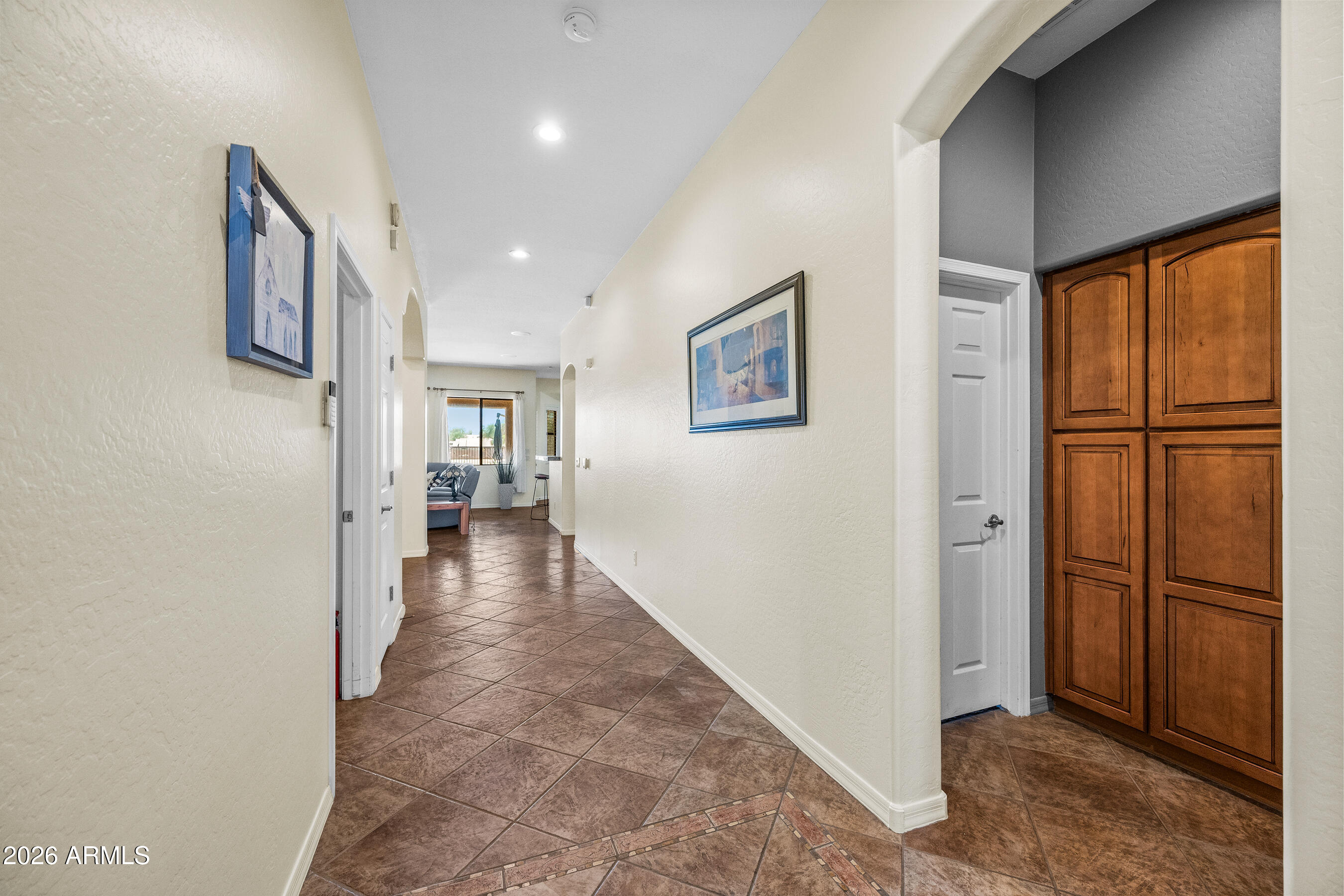 5637 W Carson Road