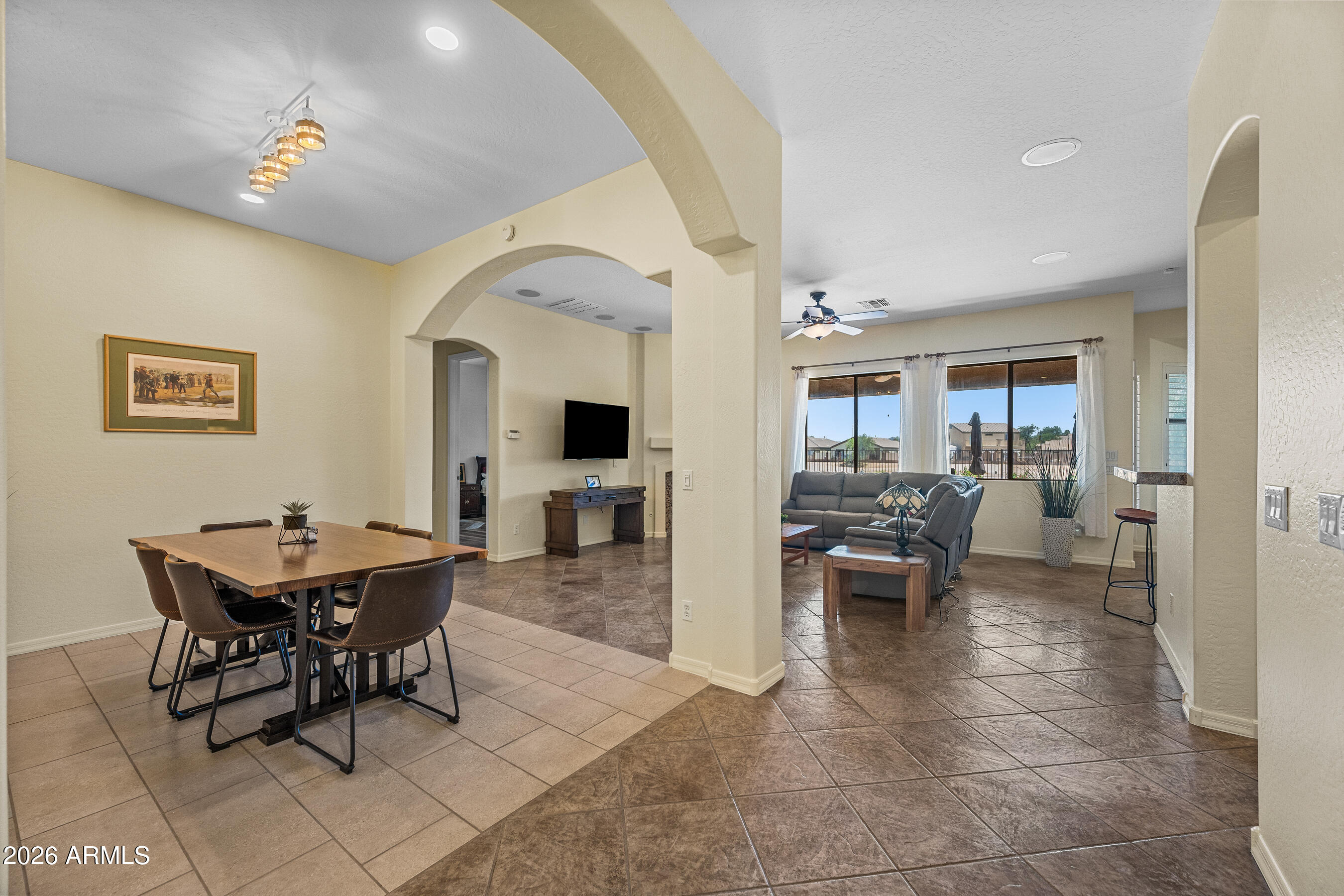 5637 W Carson Road