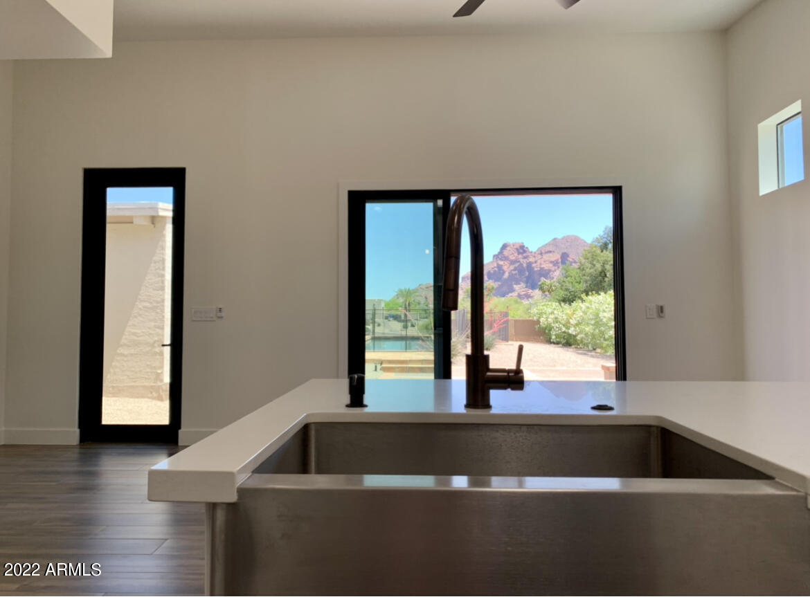 ARROYO HEIGHTS - Residential