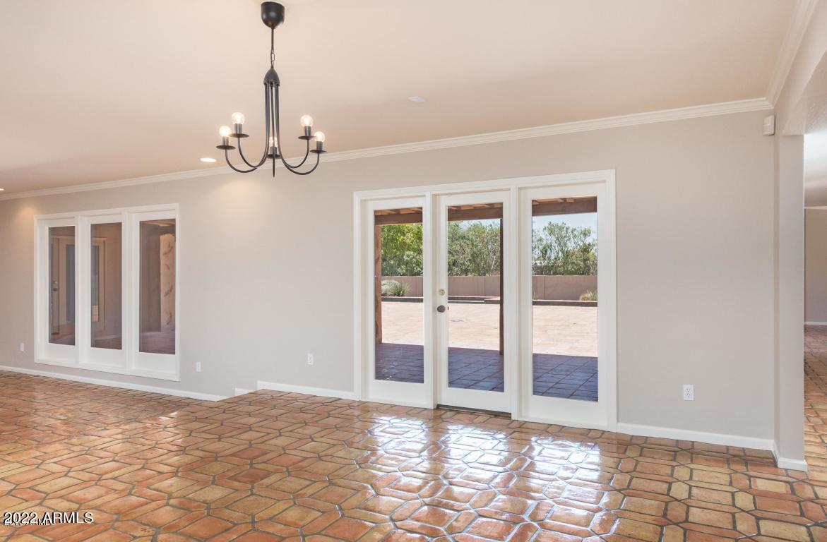 ARROYO HEIGHTS - Residential