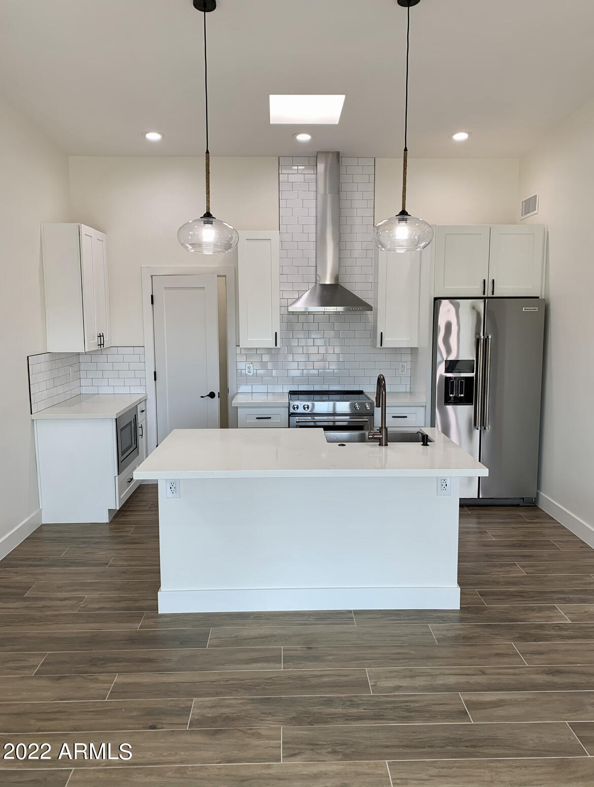 ARROYO HEIGHTS - Residential