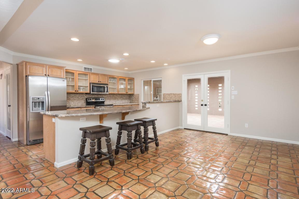 ARROYO HEIGHTS - Residential