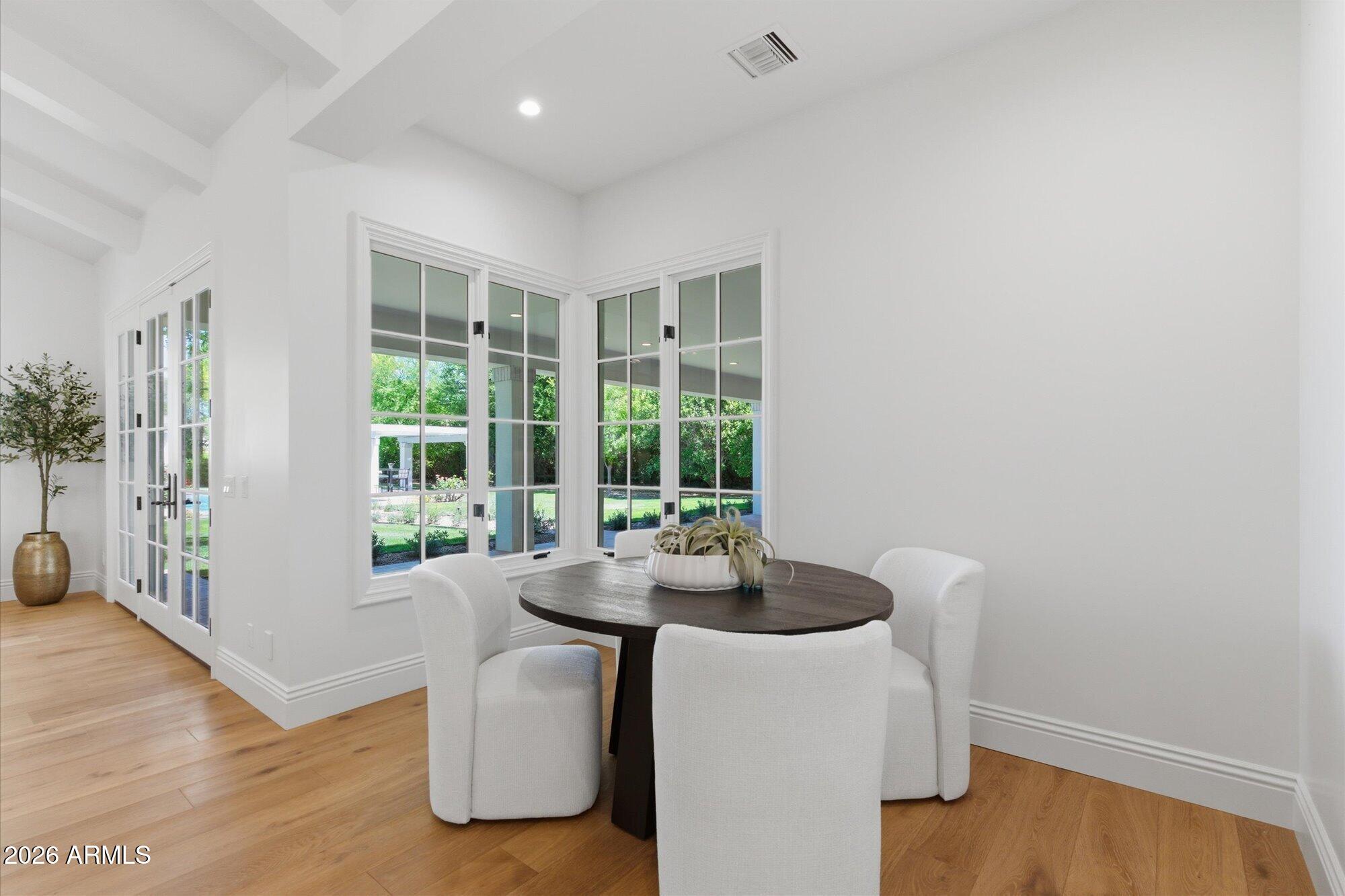 metes & bounds - Residential