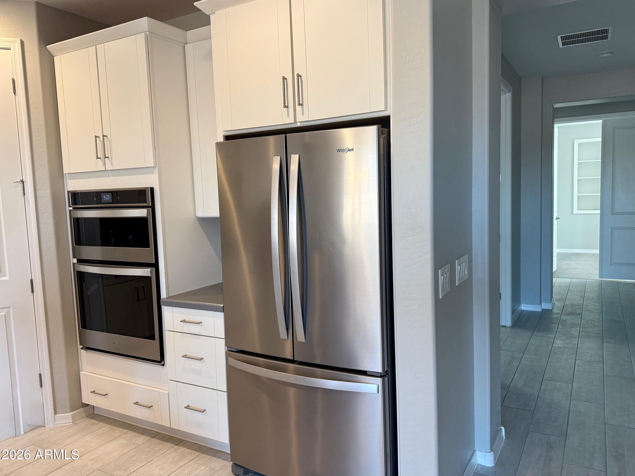 5706 S WINCHESTER --