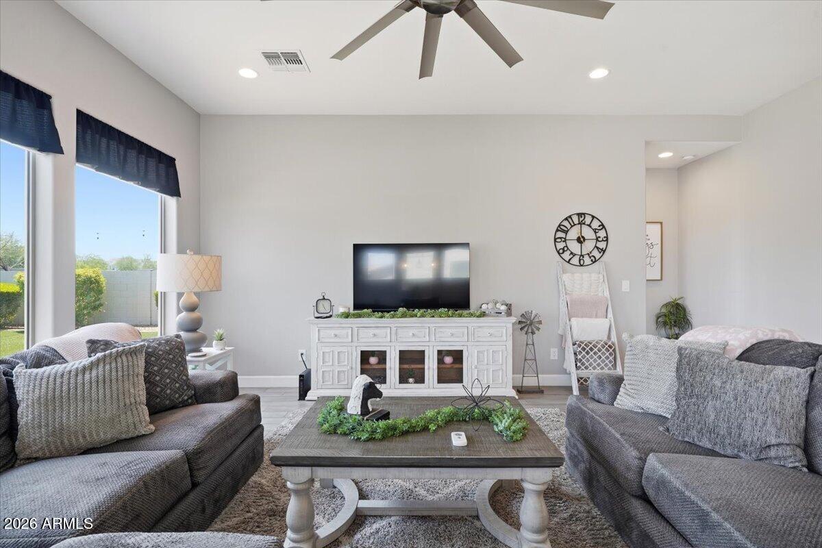 5519 S COYOTE Canyon