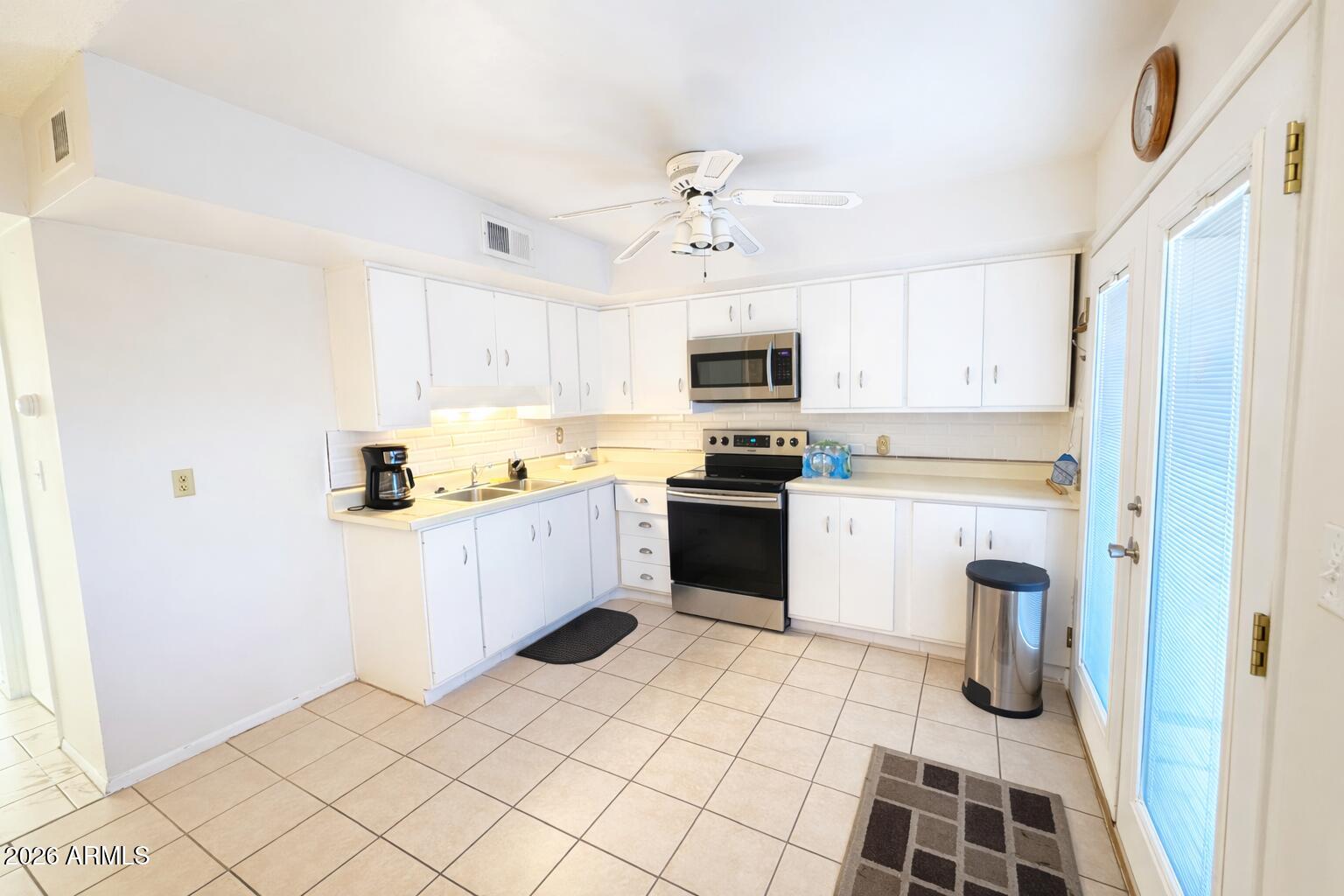 8210 E GARFIELD Street K15