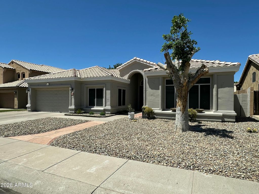 Photo of 22366 N 68th Drive, Glendale, AZ 85310 (MLS # 7013539)