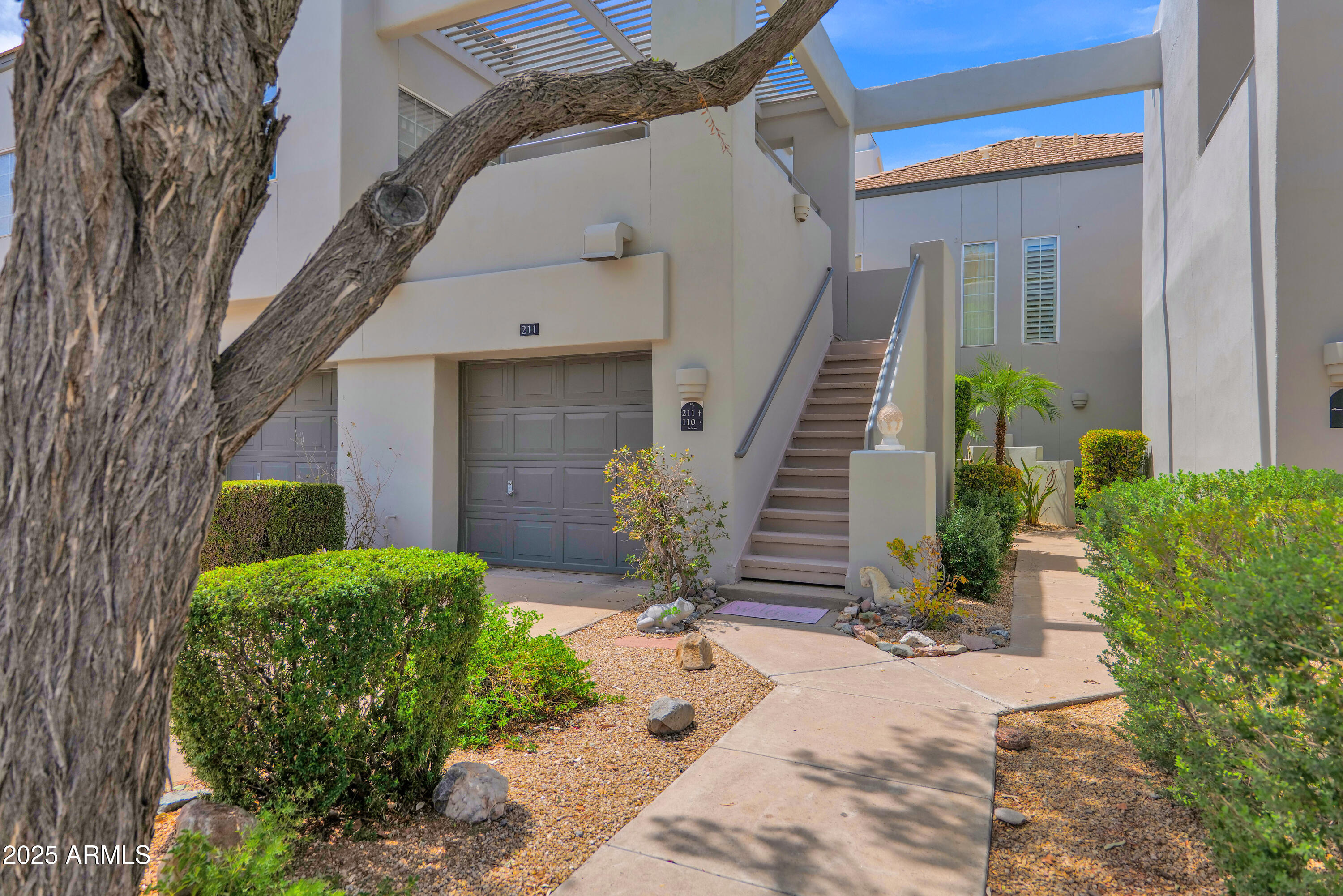 7710 E GAINEY RANCH Road 211