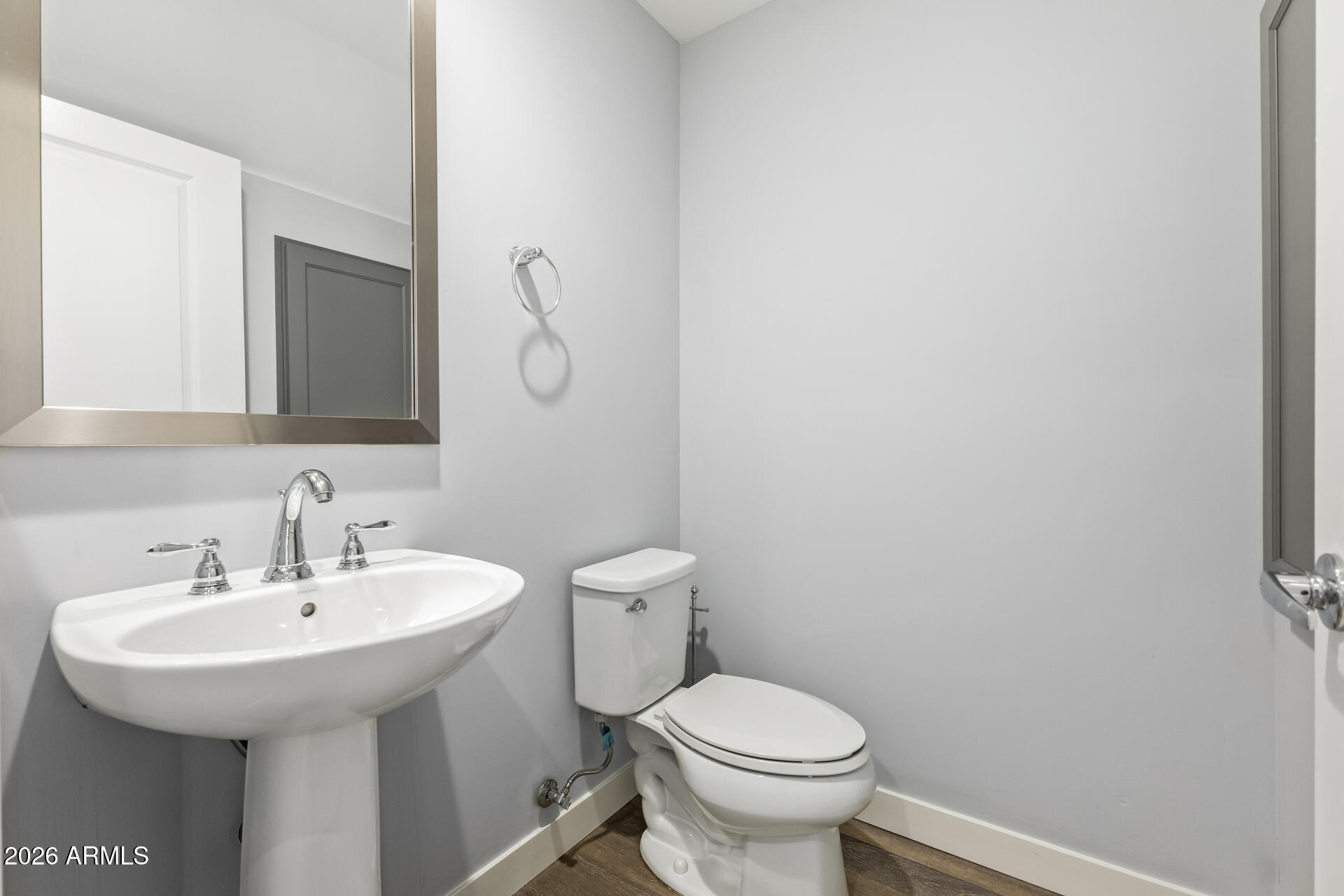 2315 E PINCHOT Avenue 126