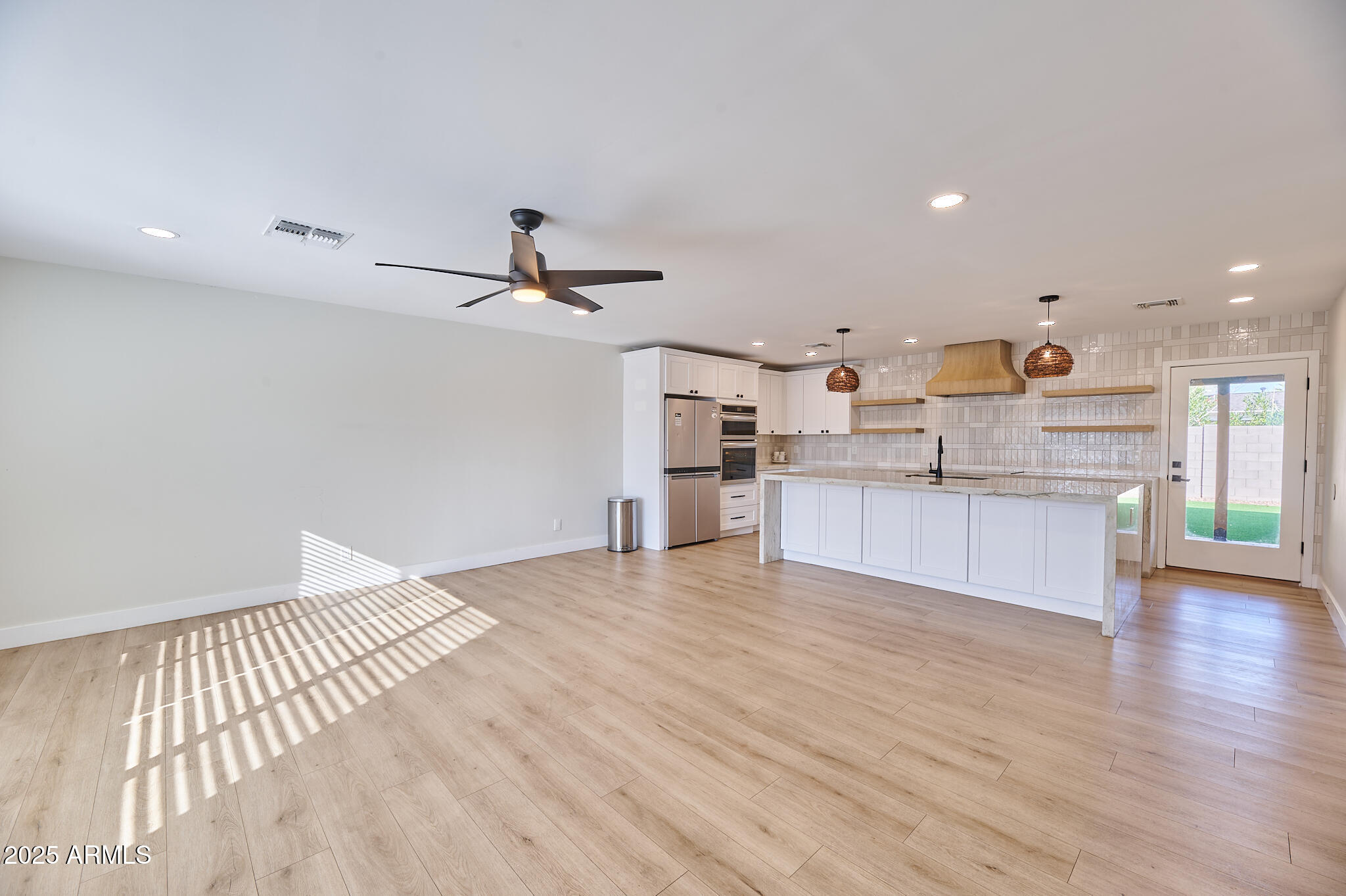 8708 E JACKRABBIT Road