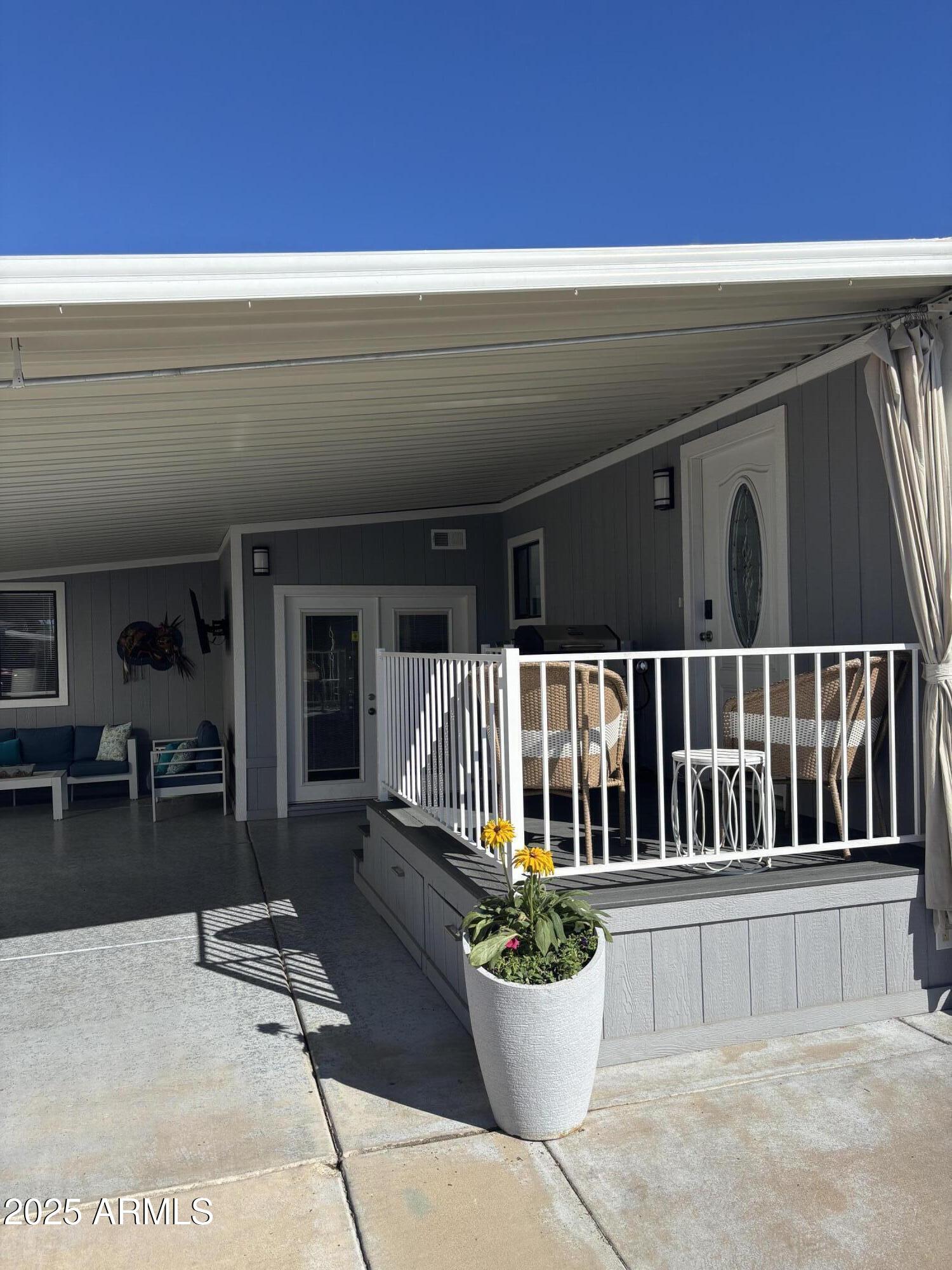 8700 E University Drive 1548