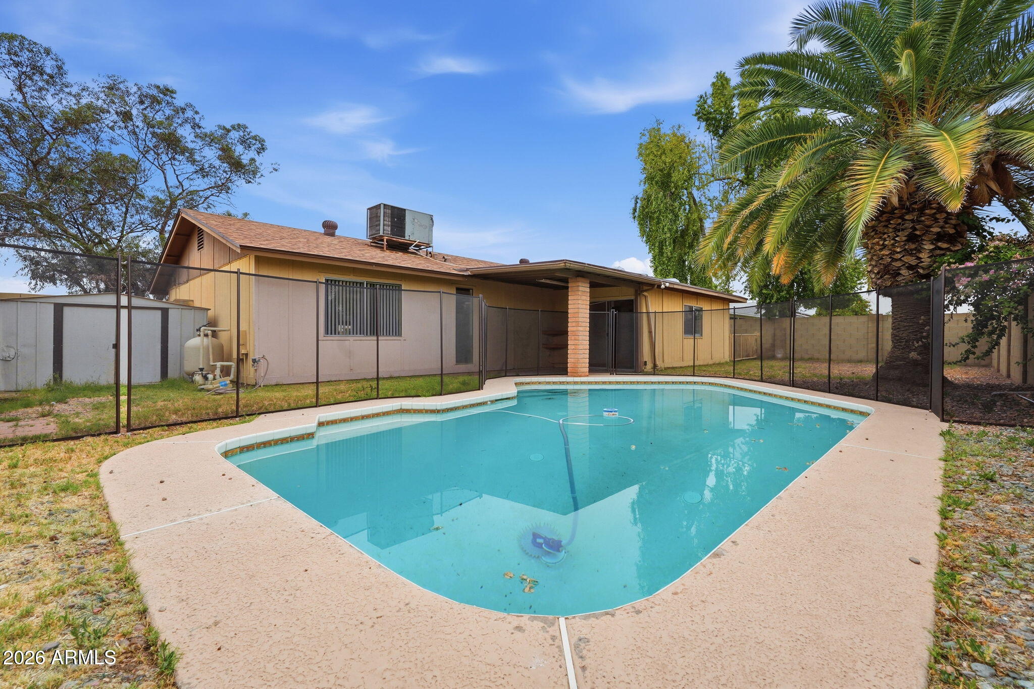 5537 W MICHIGAN Avenue