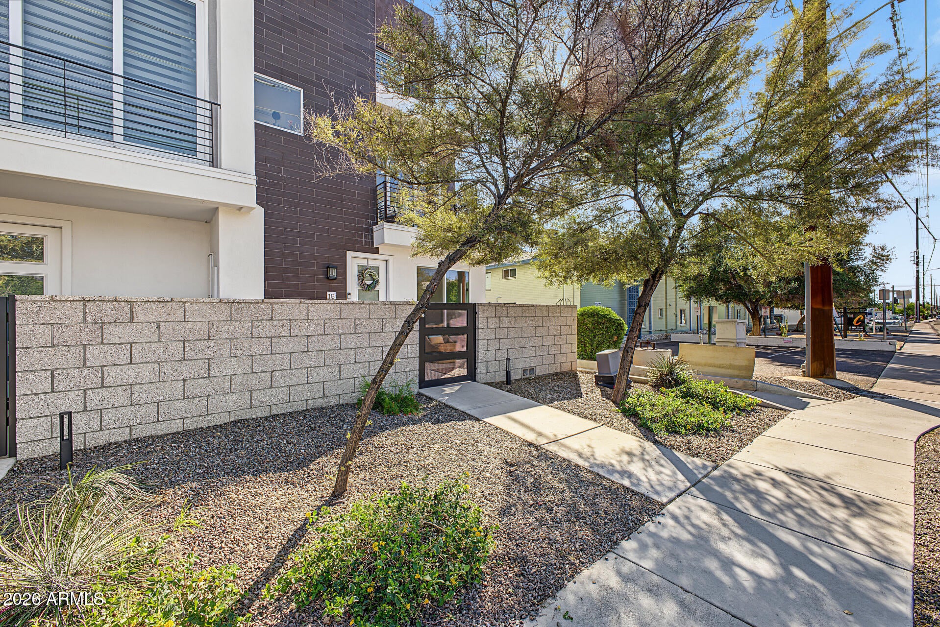 4444 N 25th Street 18