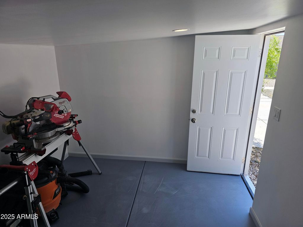 listing image 44
