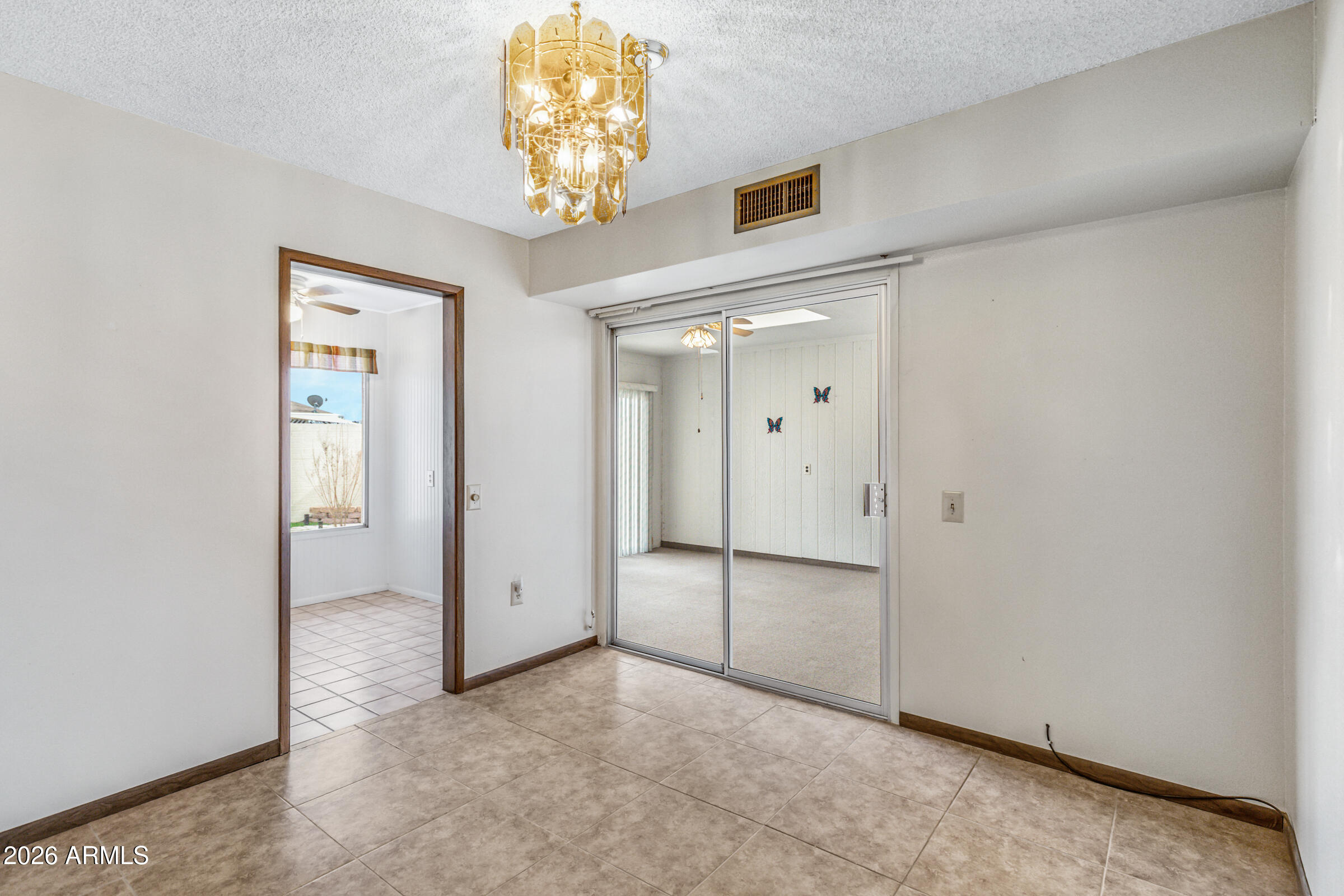 10737 W SANTA FE Drive