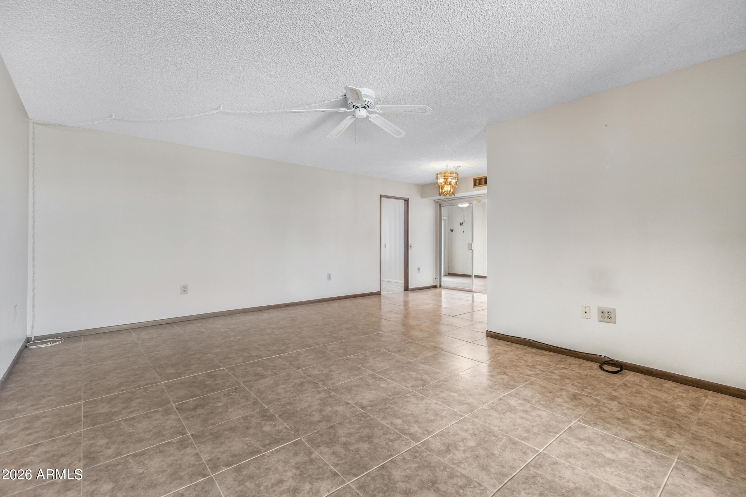 10737 W SANTA FE Drive