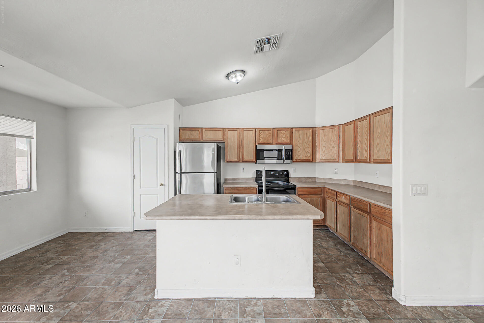 3234 W PECAN Road