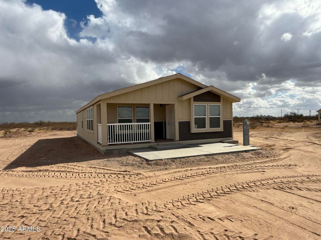 Photo of 7087 N La Burma Road, Maricopa, AZ 85139 (MLS # 6944187)