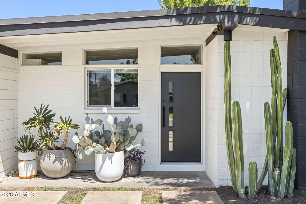 Photo of 3402 E Sells Drive, Phoenix, AZ 85018 (MLS # 7072163)