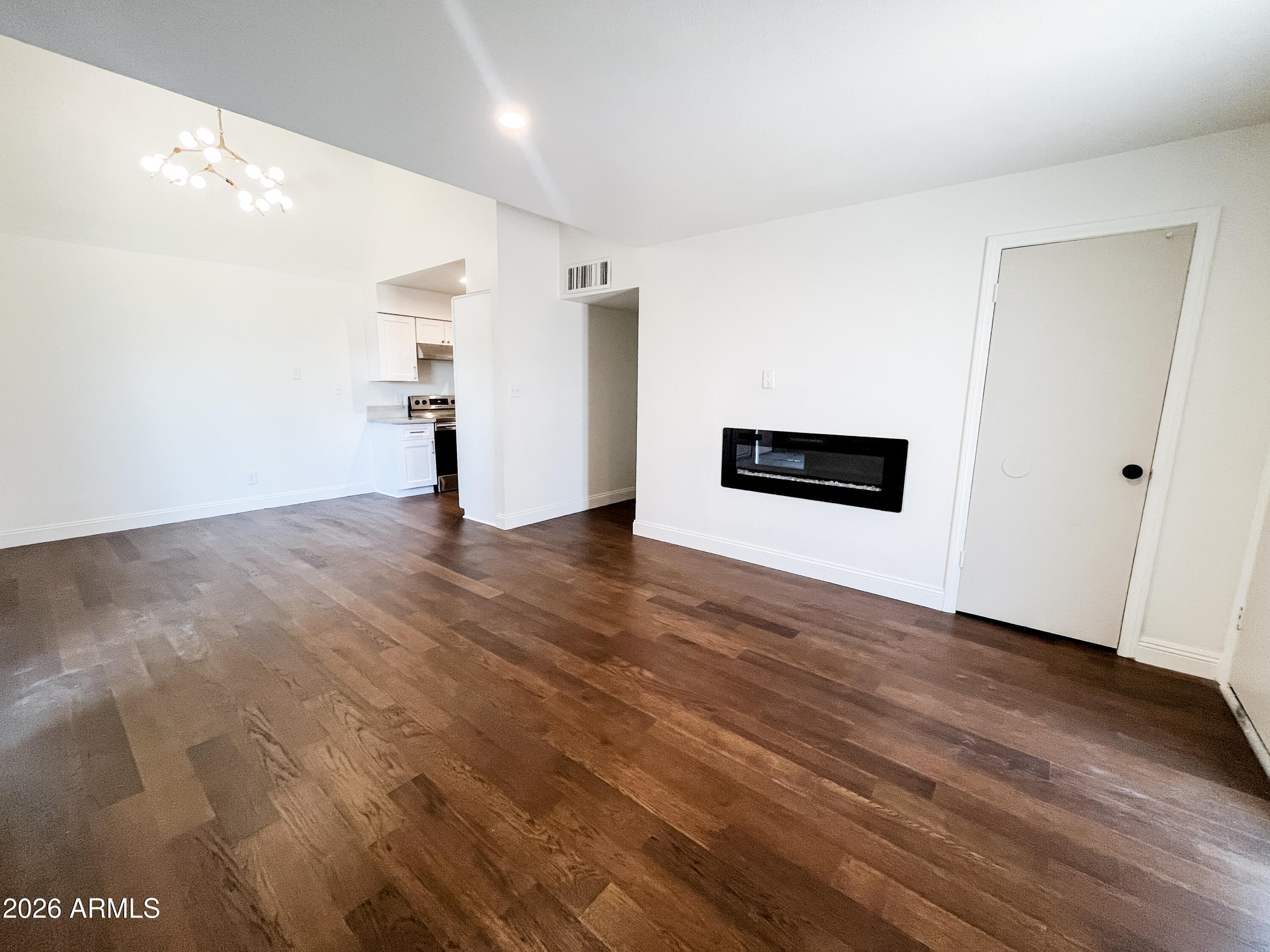 Properties 3 925 S ACAPULCO Lane C