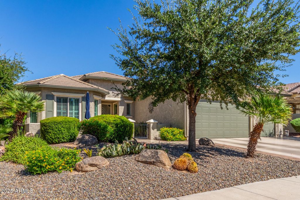 Photo of 26704 W Tonopah Drive, Buckeye, AZ 85396 (MLS # 6927182)