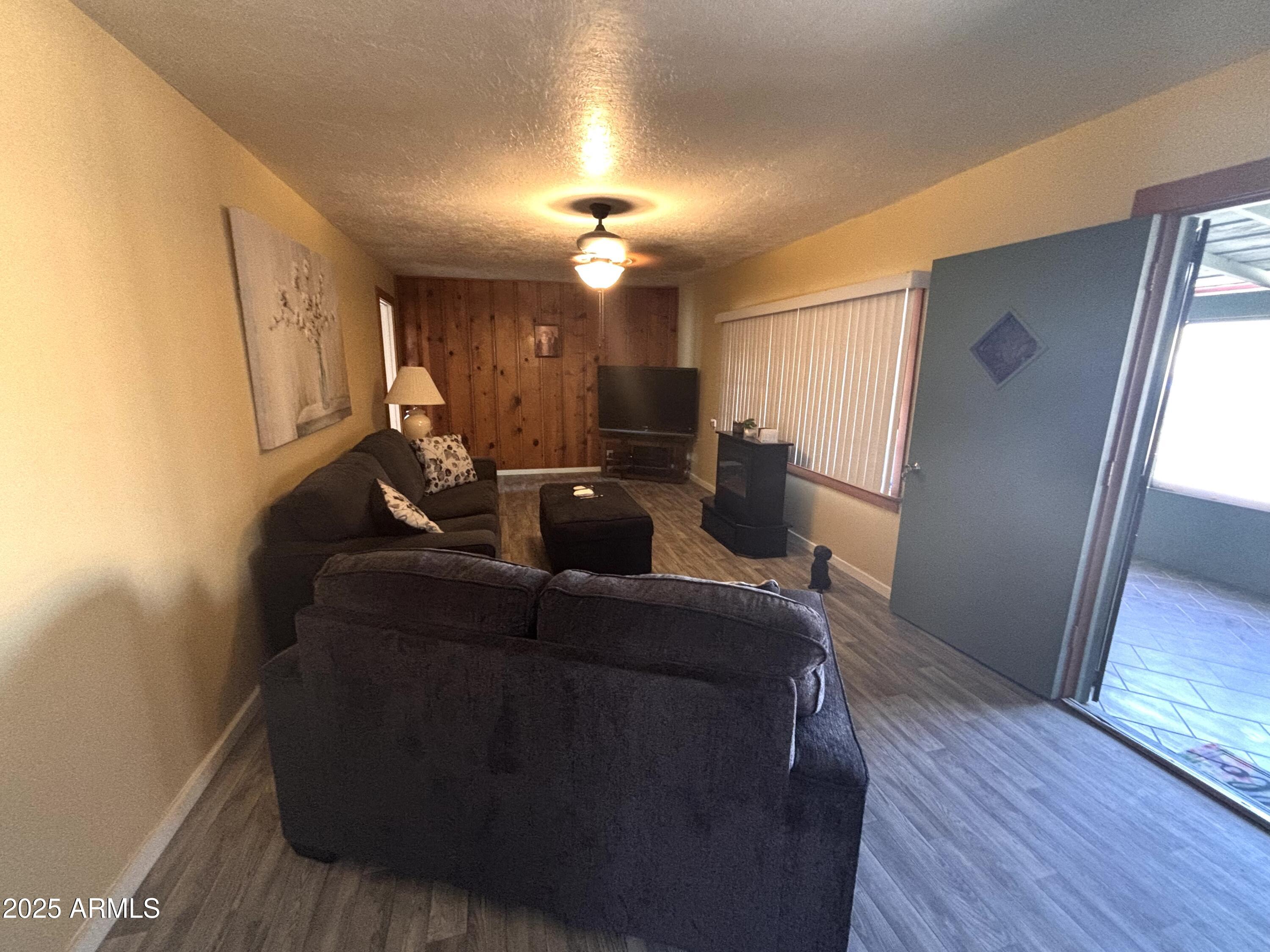 1540 N JEFFERSON Avenue