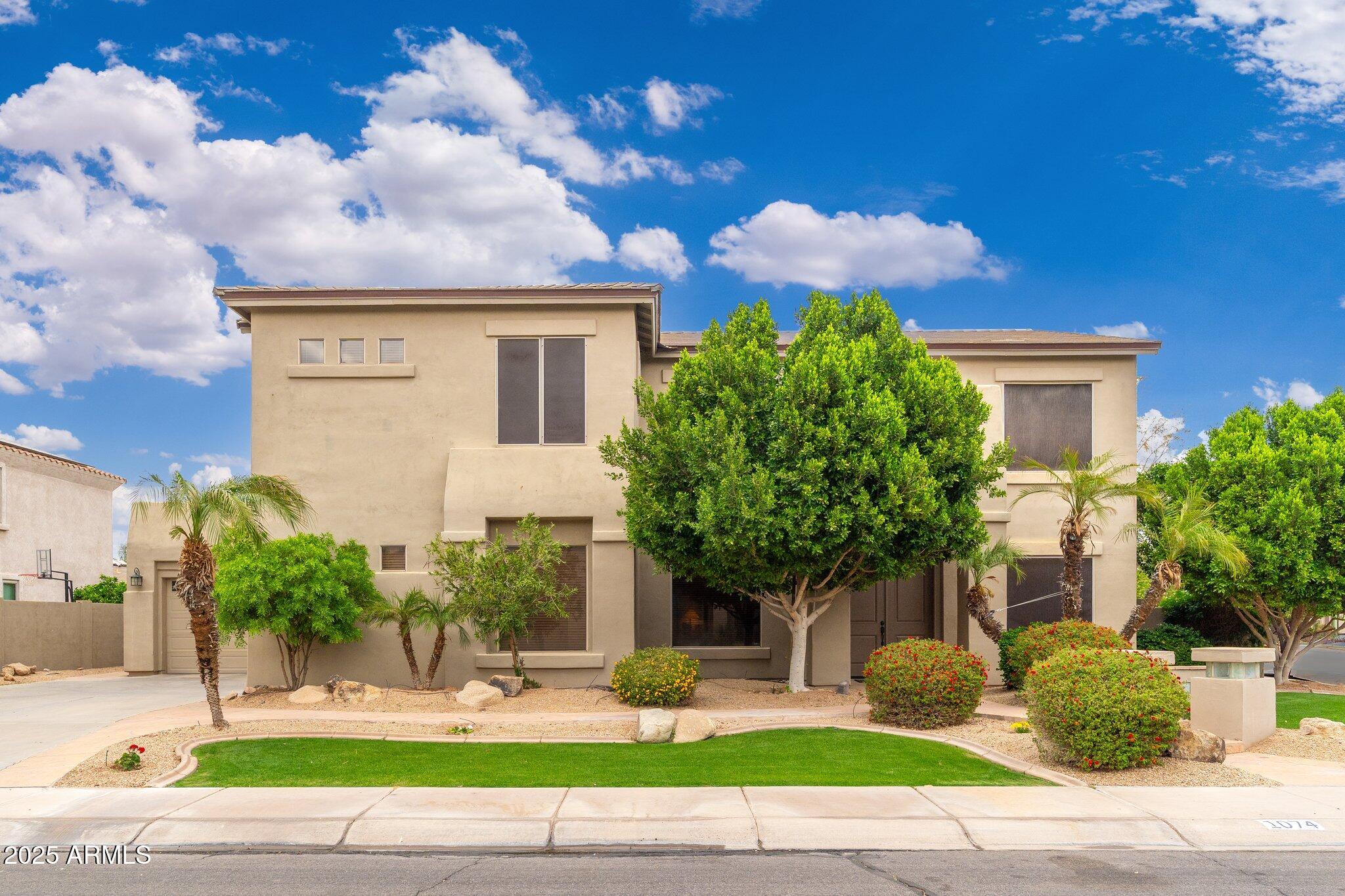 1074 E Carla Vista Court