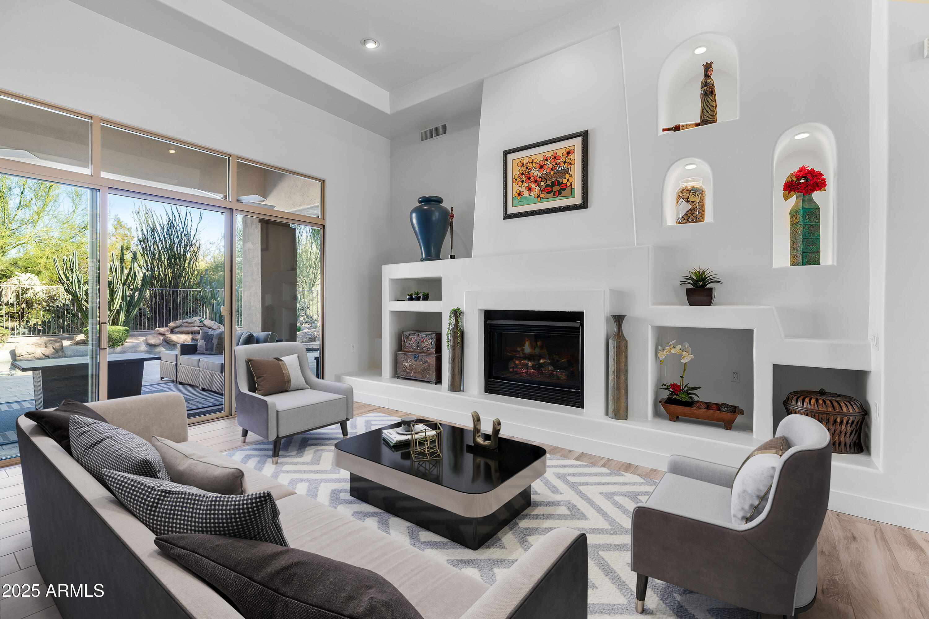 9626 E Peak View Road