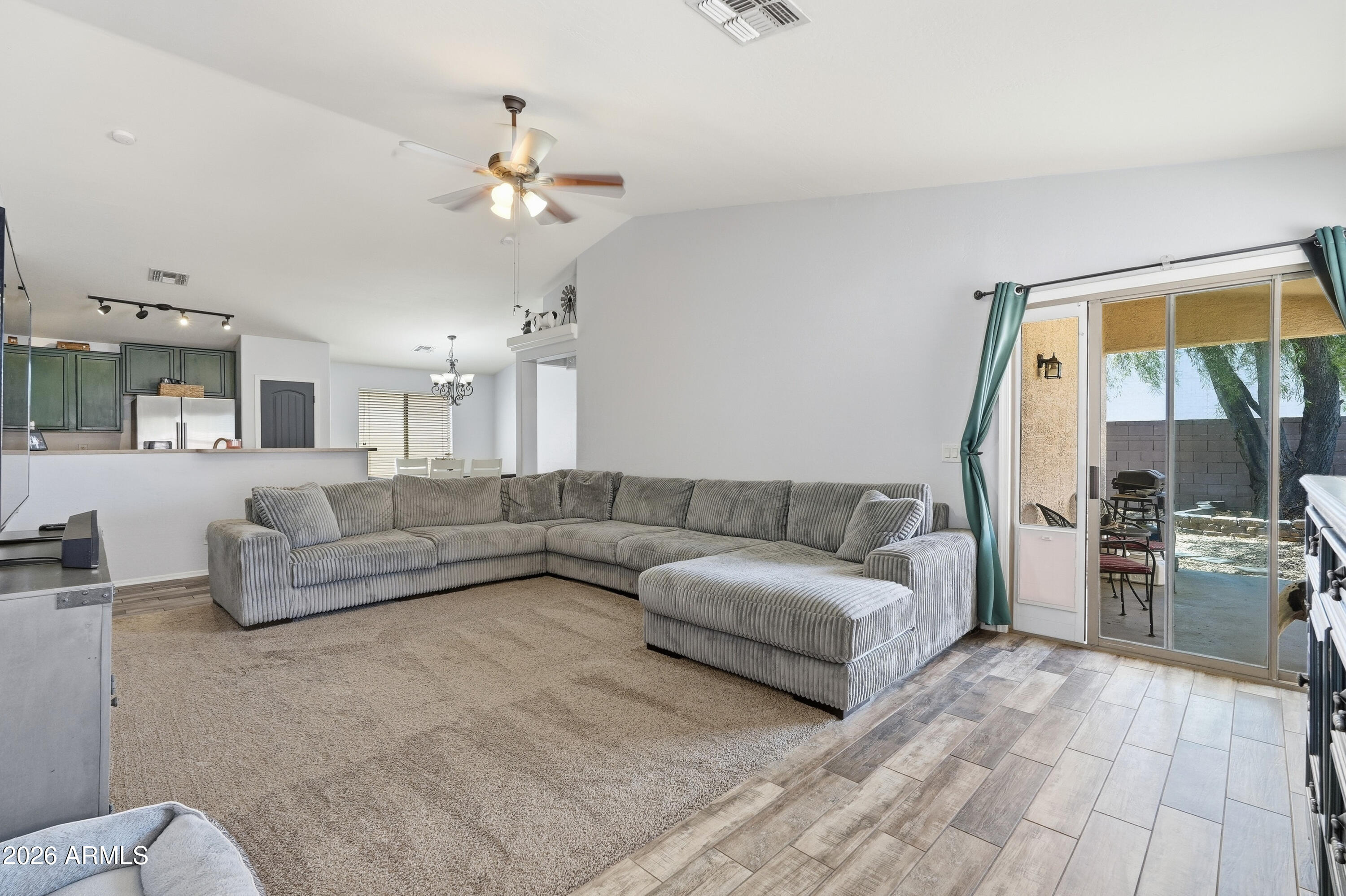 33476 N Windmill Run