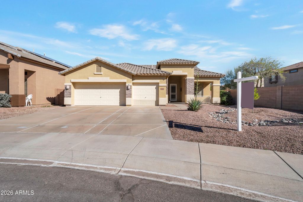 Photo of 1912 E Flintlock Way, Chandler, AZ 85286 (MLS # 6970530)