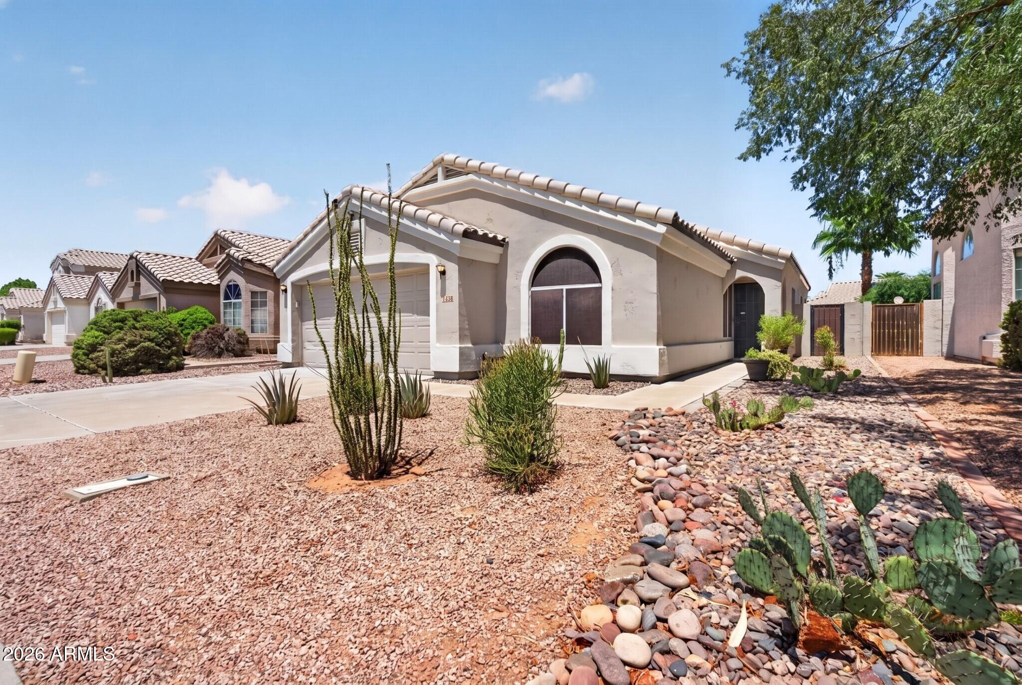 1438 E CINDY Street