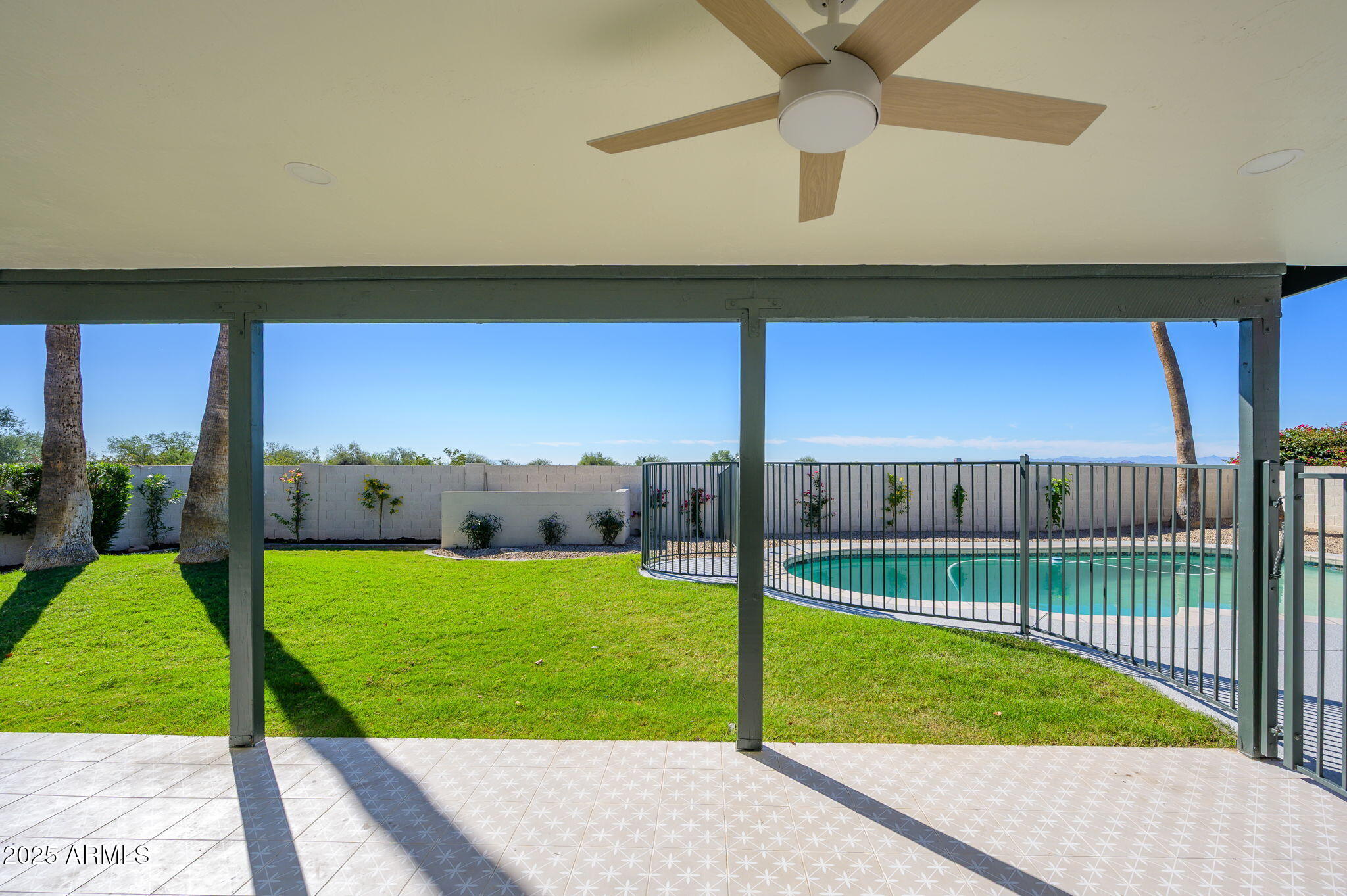 10563 E BELLA VISTA Drive