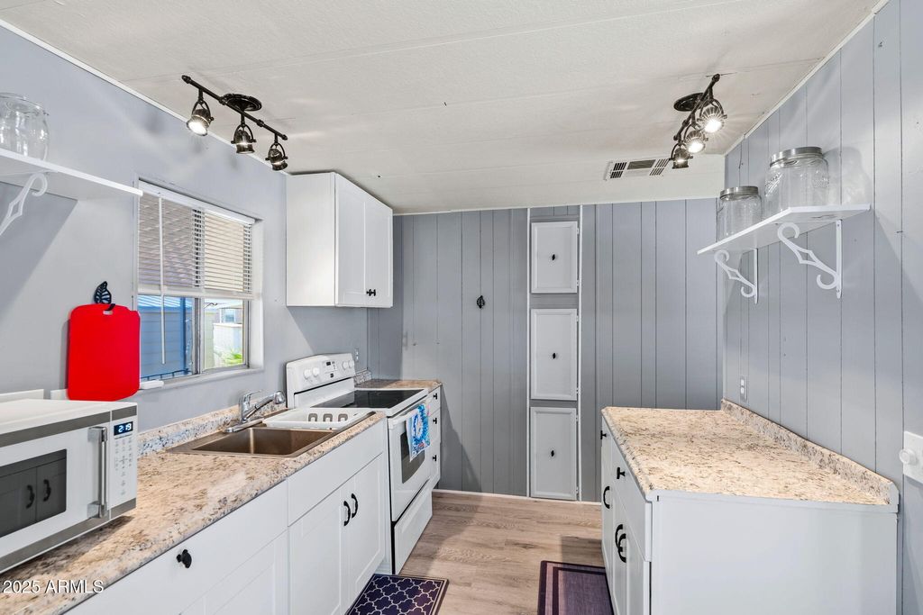 Photo of 2609 W Southern Avenue #258, Tempe, AZ 85282 (MLS # 6869266)