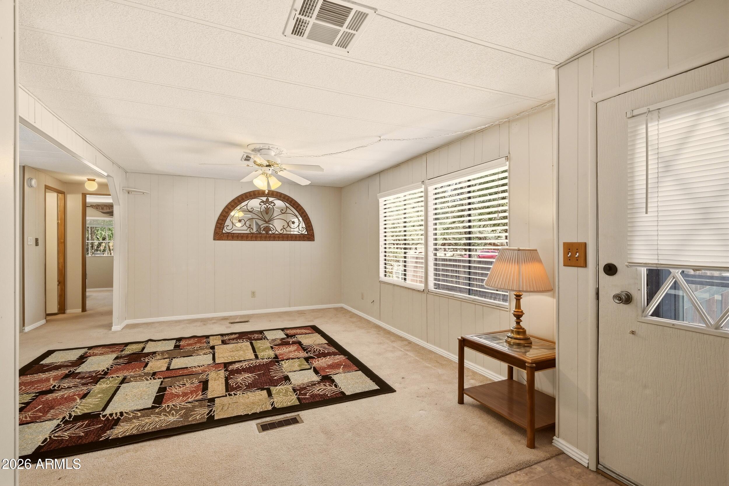 505 W JONES Drive