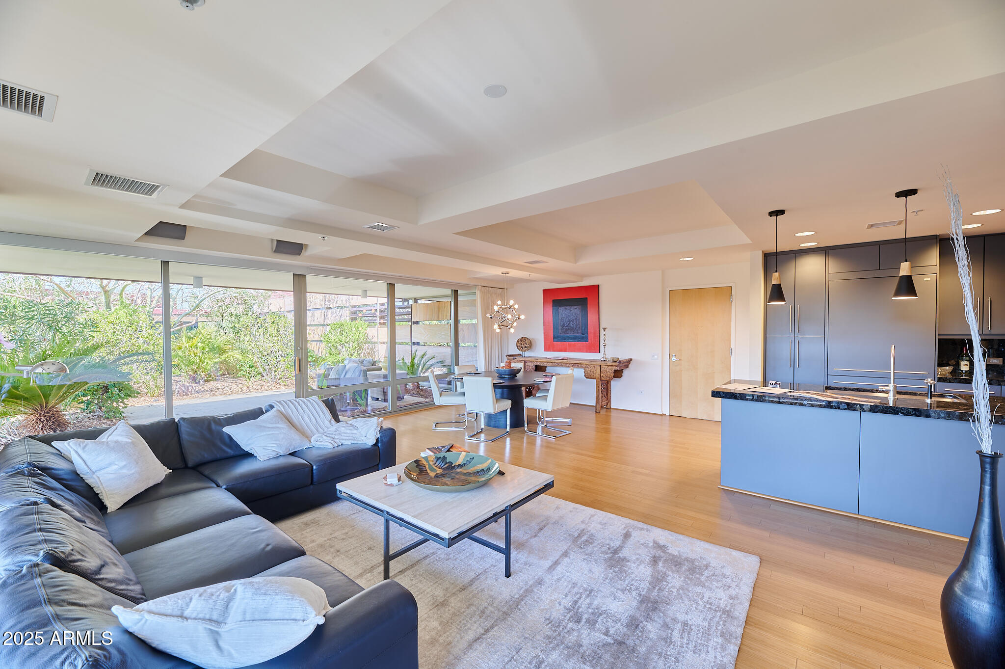 7147 E RANCHO VISTA Drive 7004