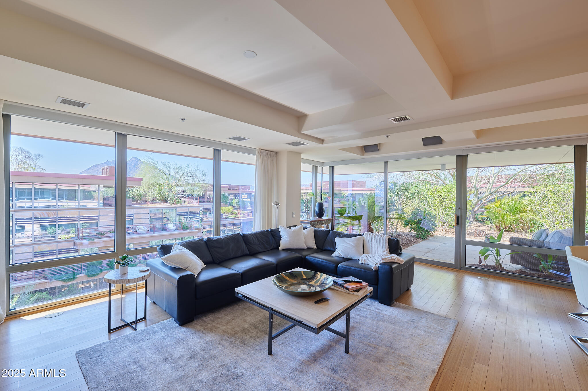 7147 E RANCHO VISTA Drive 7004