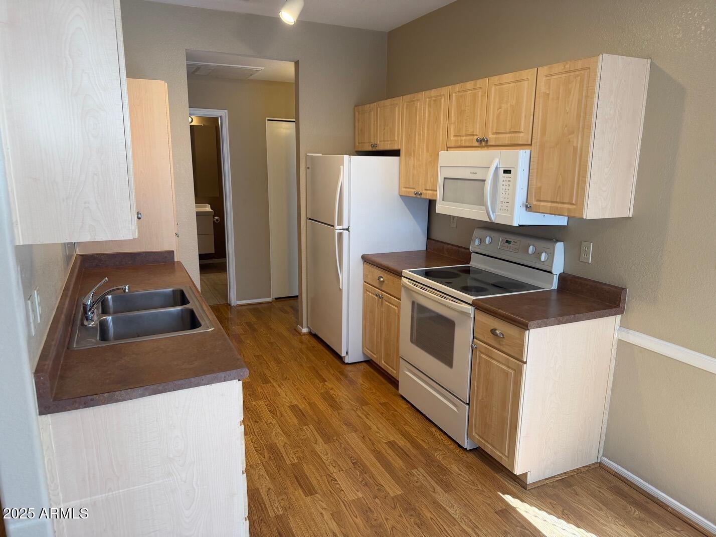 9600 N 96TH Street 136