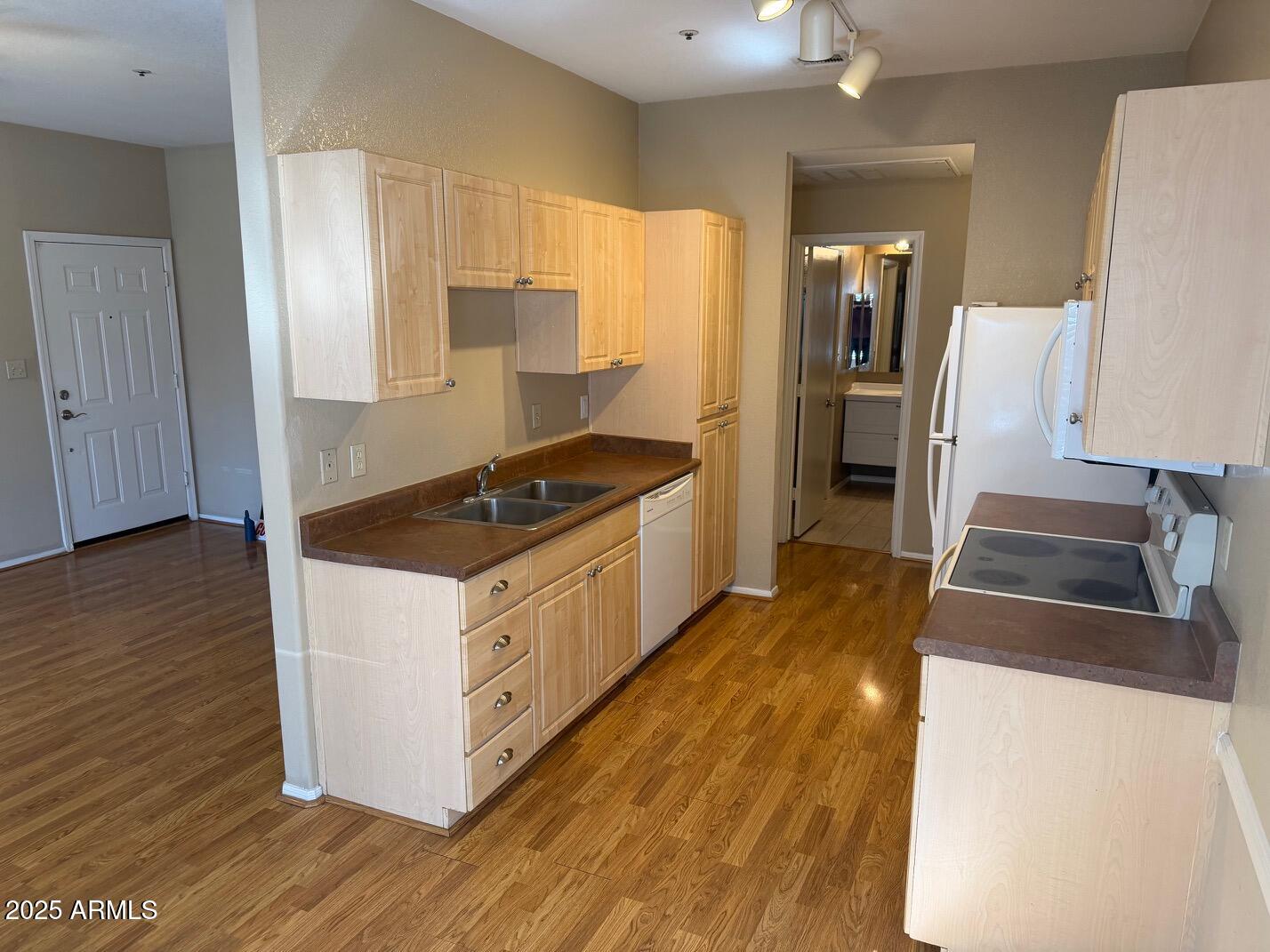 9600 N 96TH Street 136