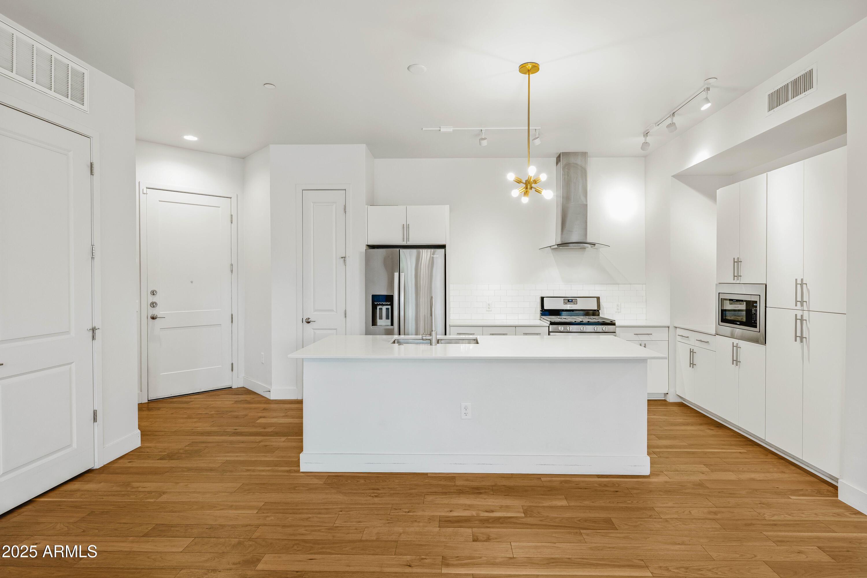 3131 N CENTRAL Avenue 3009
