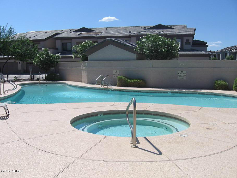 705 W QUEEN CREEK Road 2194