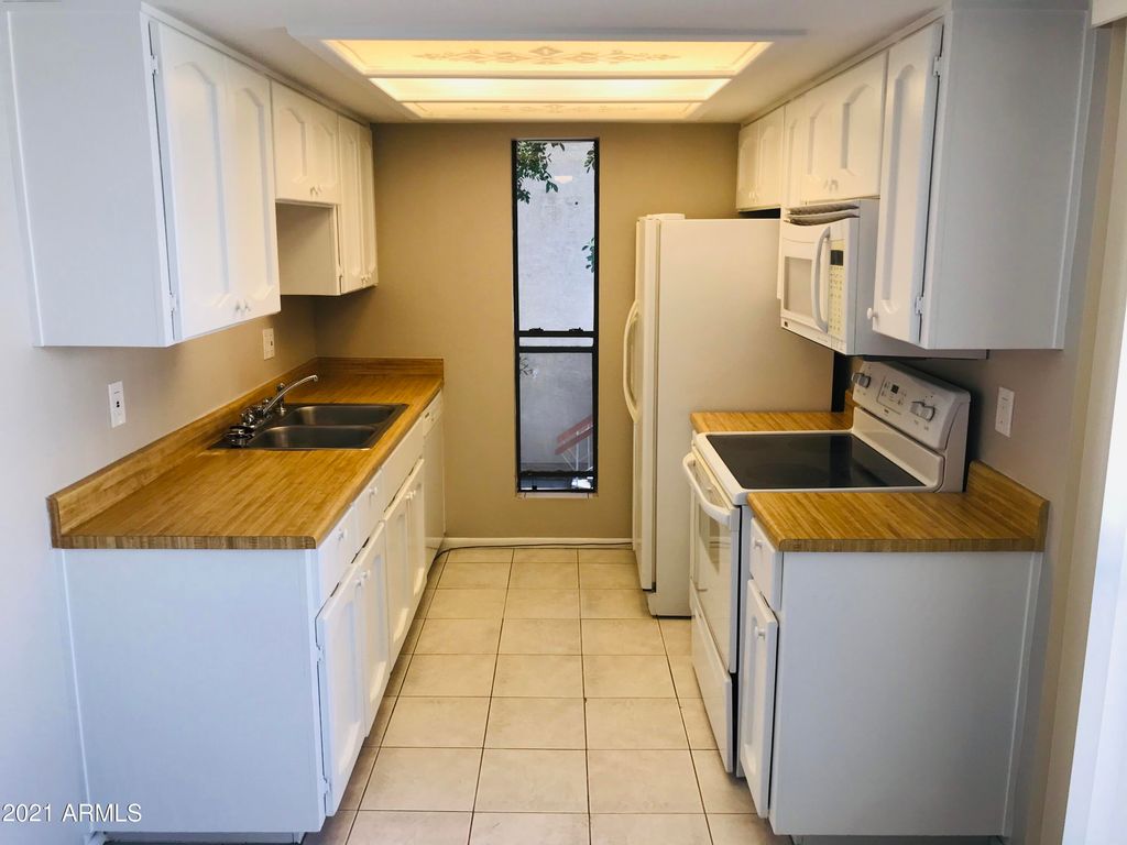 listing image 0