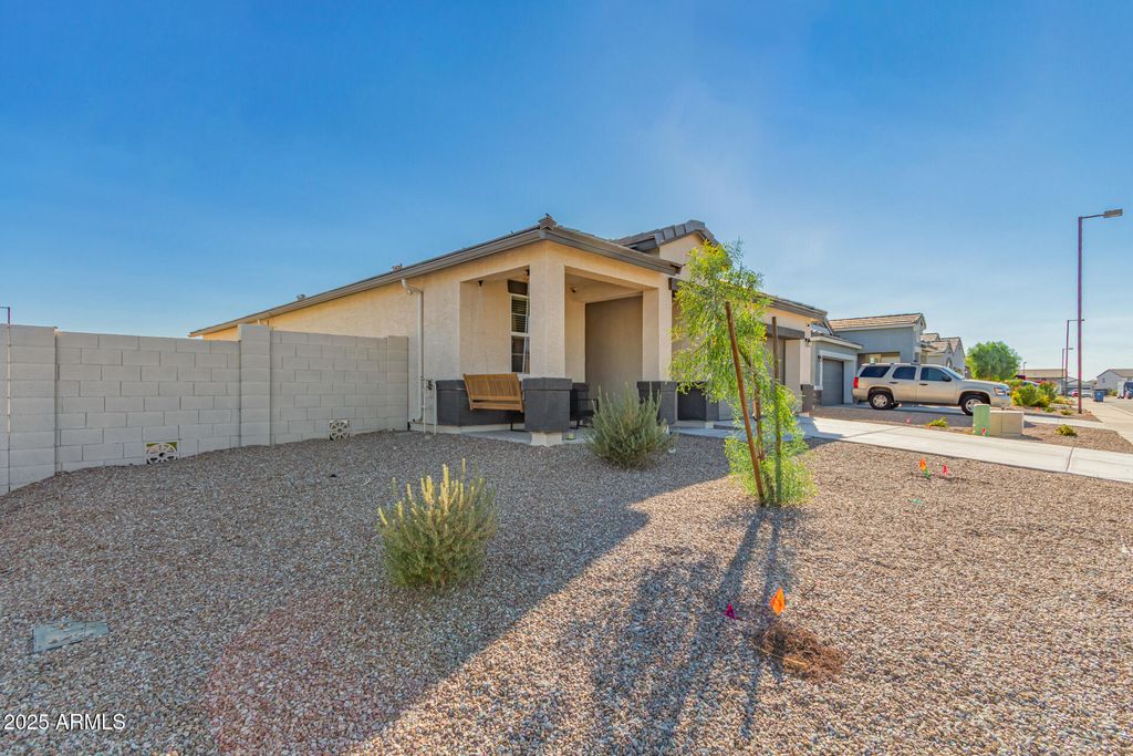 Photo of 24569 W Raymond Street, Buckeye, AZ 85326 (MLS # 6925036)