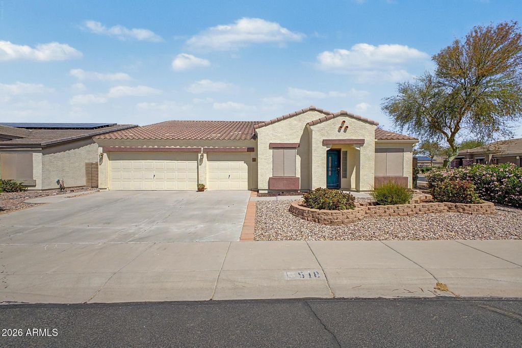 Photo of 518 E Black Diamond Drive, Casa Grande, AZ 85122 (MLS # 7012057)