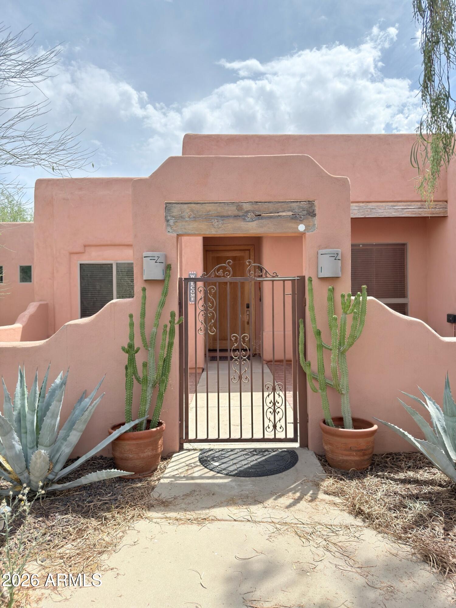 1127 E JOY RANCH Road