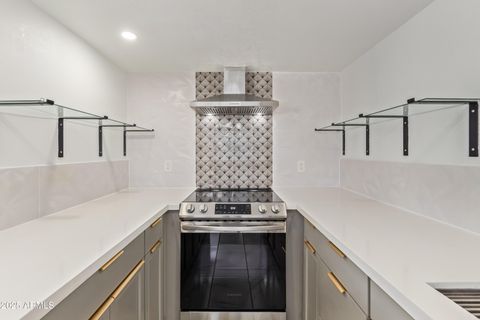 6756 W DEVONSHIRE Avenue Phoenix AZ 85033