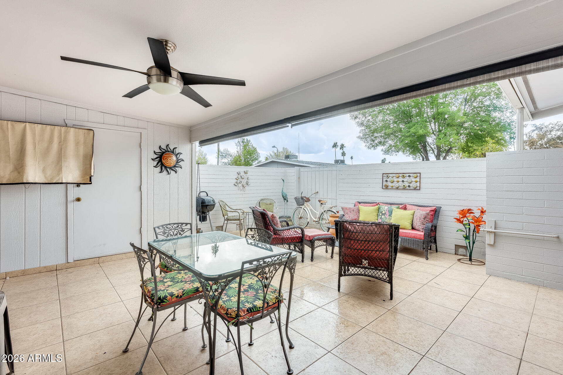 10879 W THUNDERBIRD Boulevard